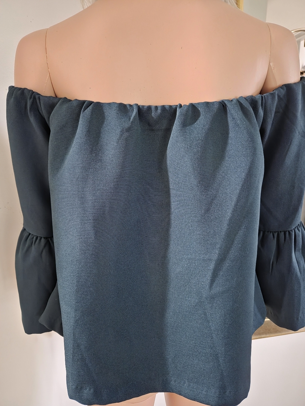 Paper Heart Dark Green Off Shoulder Crop Top Size Large - Picture 9 of 9